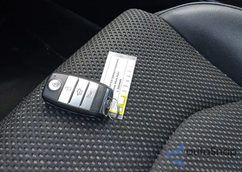 2019 Kia Optima S из США, поврежденный, VIN 5XXGT4L36KG310304